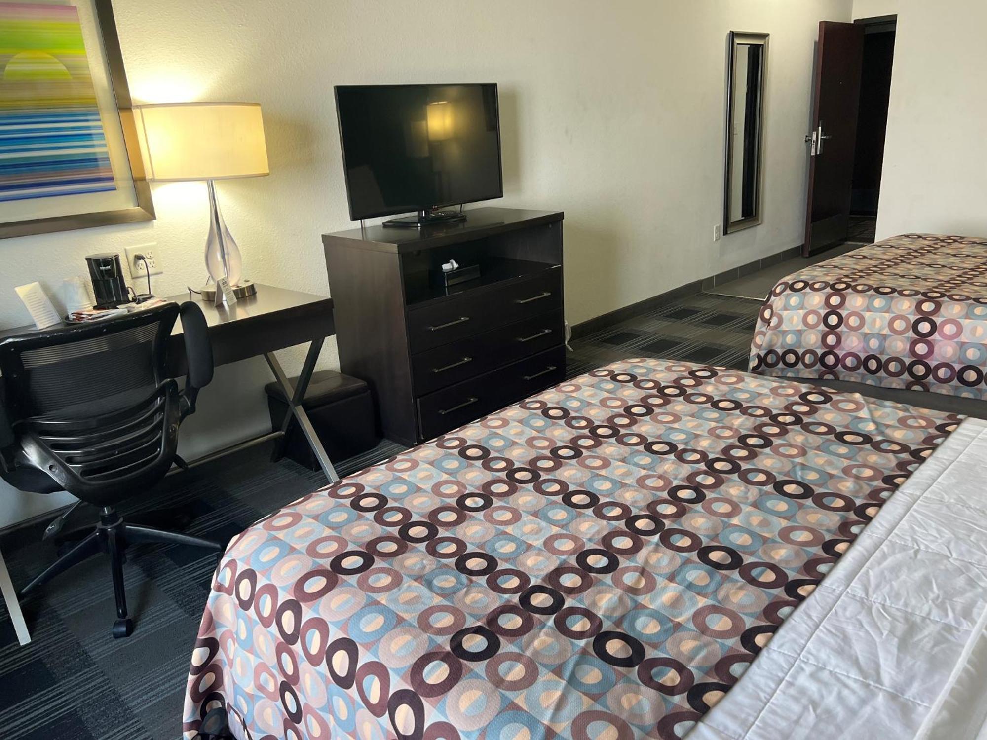 Days Inn By Wyndham Alva Exterior foto
